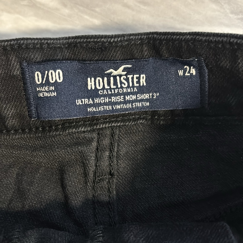 Hollister ultra high rise mom short. - Picture 6 of 7